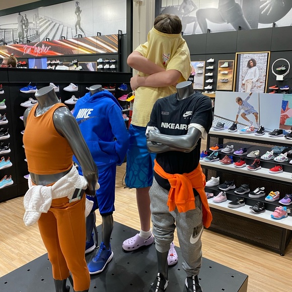 Meet your Posher, Vicki - Picture 7 of 10